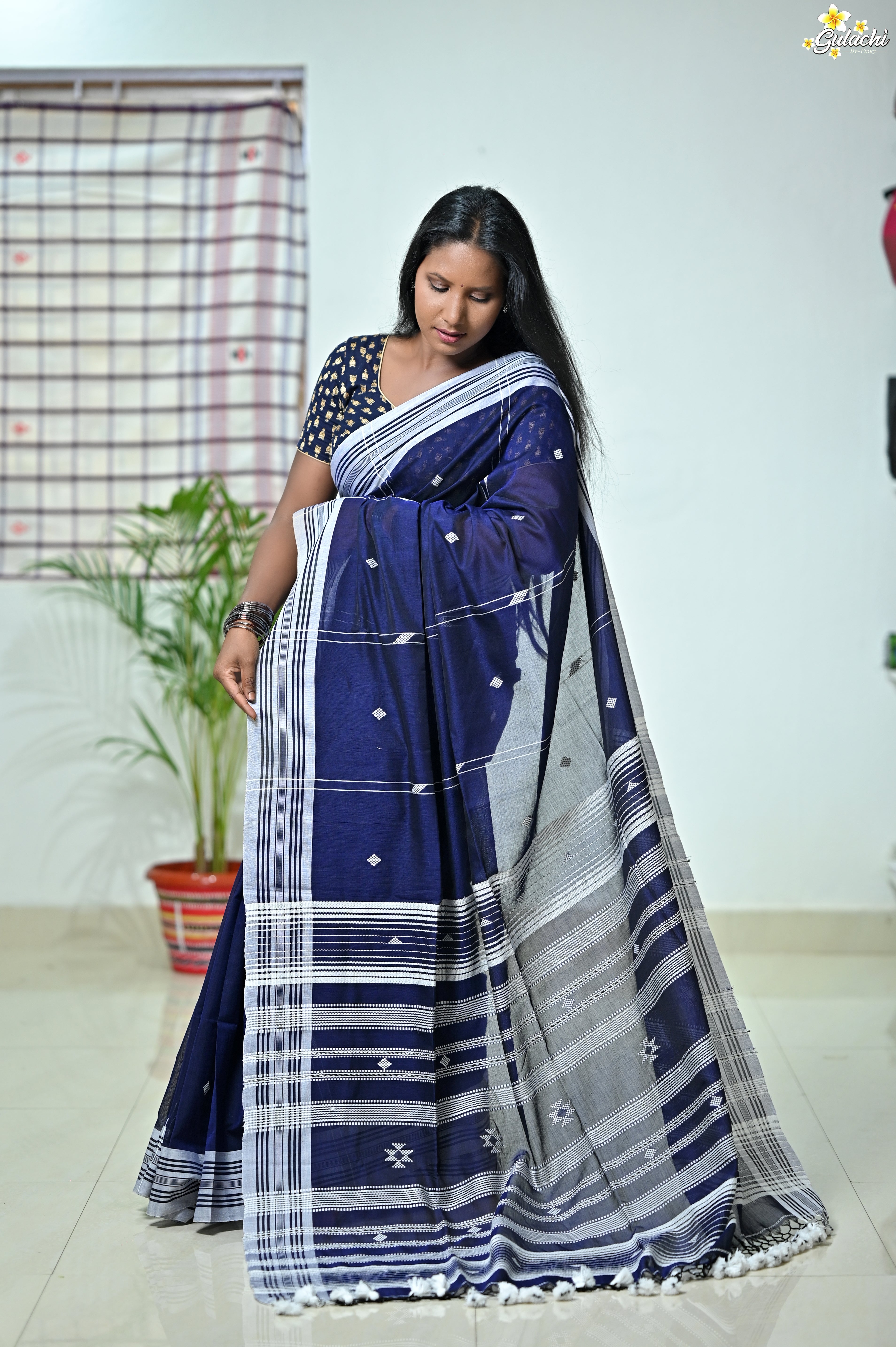 Mercerised Tribal Fusion Saree